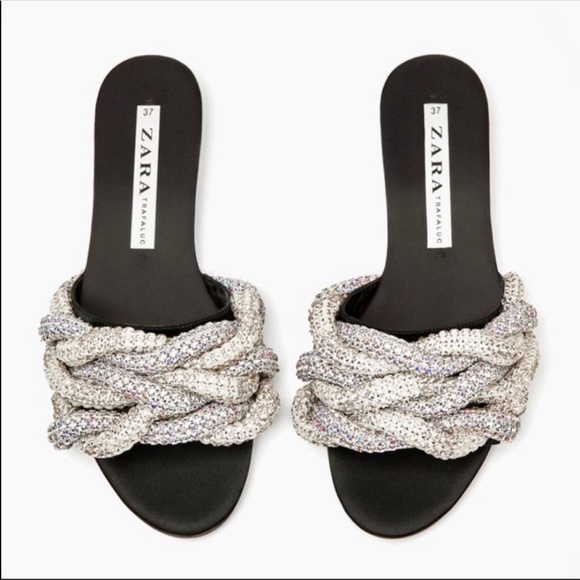 ❤️ Blogger’s Favorite ZARA gem encrusted slides
